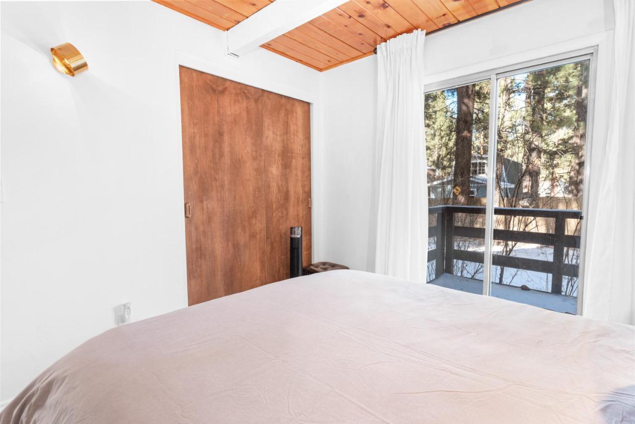 Bearadise - Prime Location For A Family Getaway In The Winter Or Summer Big Bear City Esterno foto